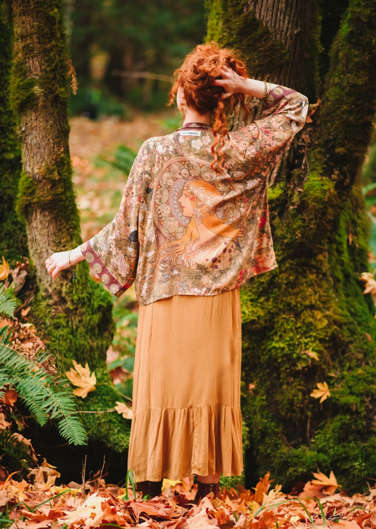 Lady Art Nouveau Cropped Kimono
