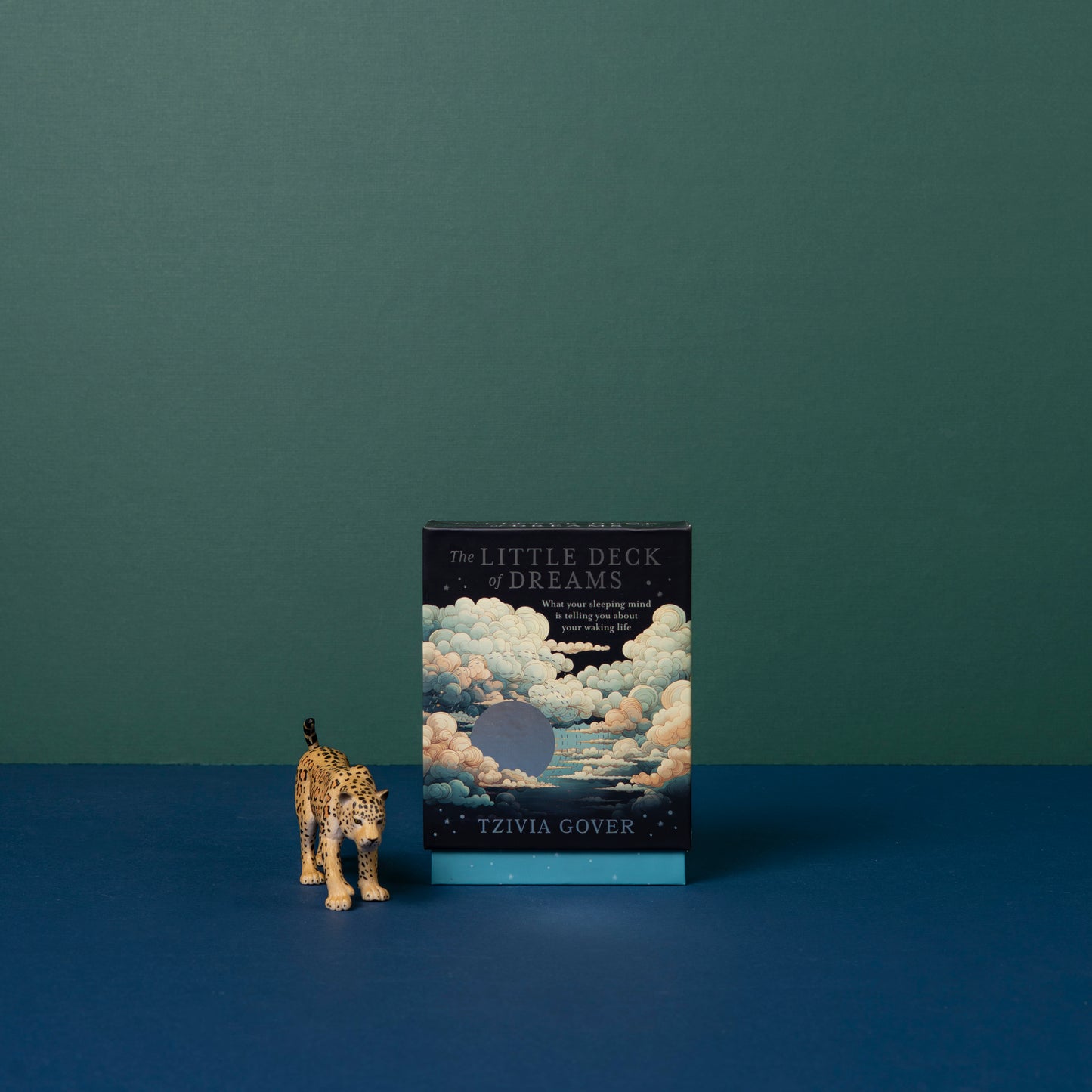 The Little Deck Of Dreams: What Your Sleep Is Telling You About Your Waking Life